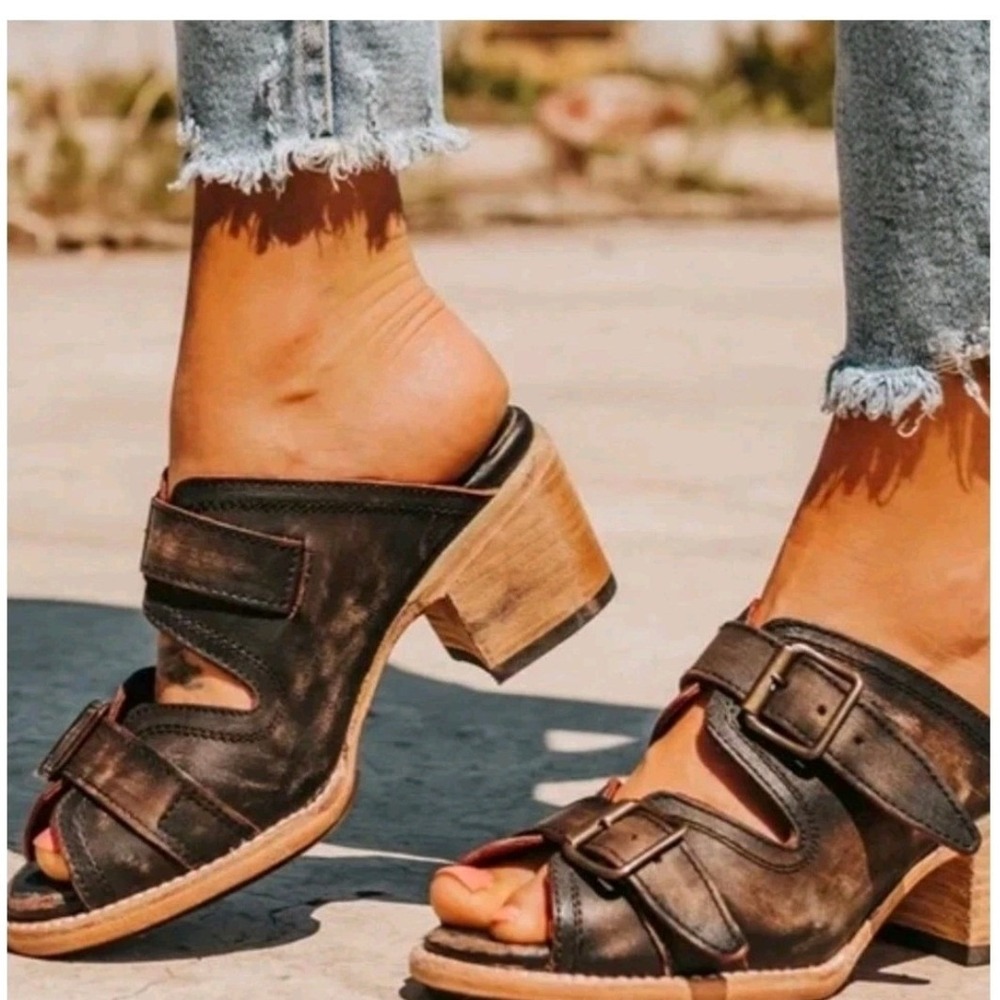 Freebird by Steven Caprice leather  slide sandal size 9 Mule